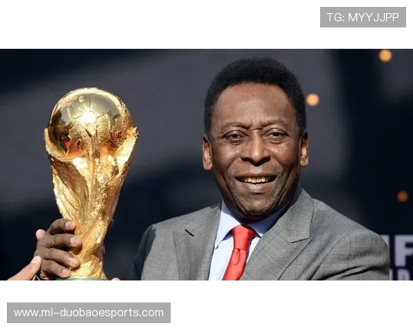 《当足球巨星在动画世界中开启无敌模式，挑战极限成就传奇》