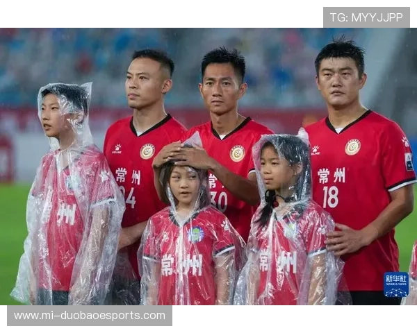 中国足球球星精彩瞬间集结图 展现绿茵场上英勇风采