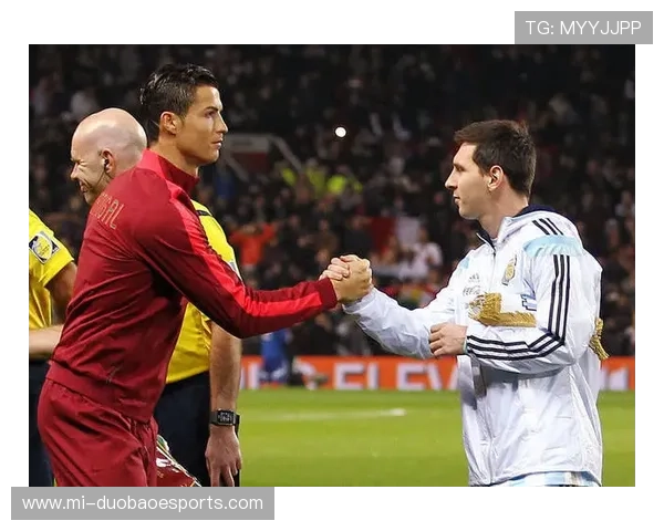 足球巨星传奇：探索梅西、C罗、内马尔等球员背后的精彩故事与成就